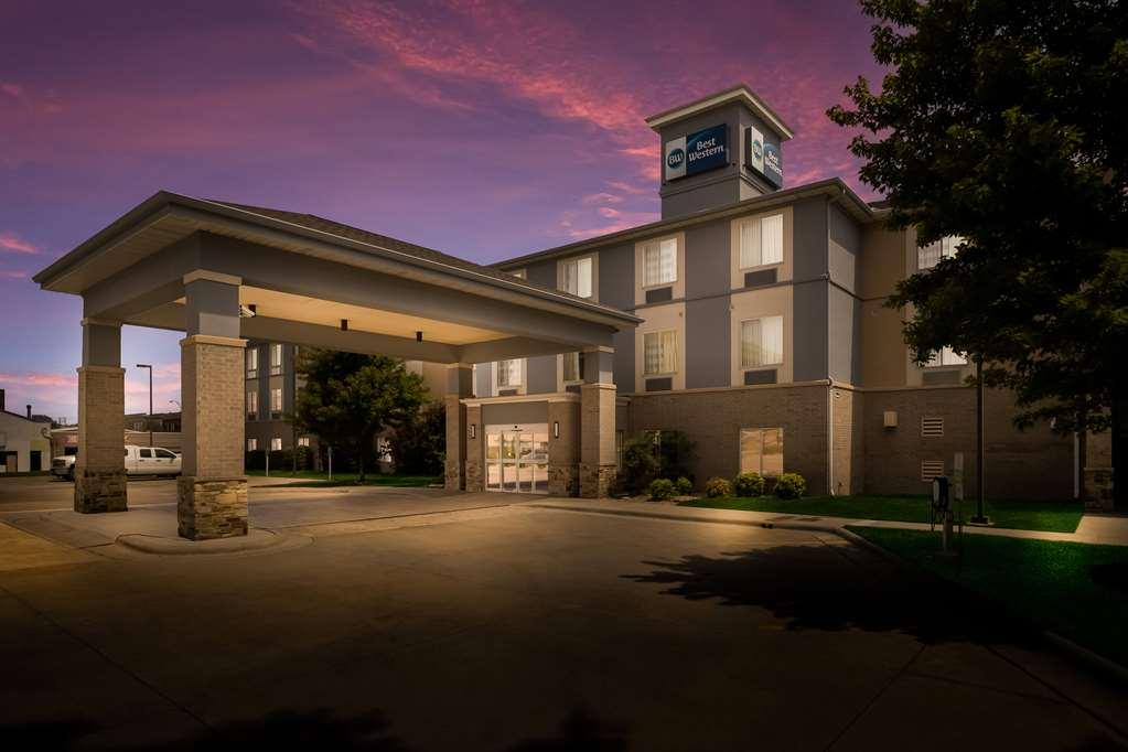 Best Western Coffeyville Central Business District Inn And Suites Zewnętrze zdjęcie
